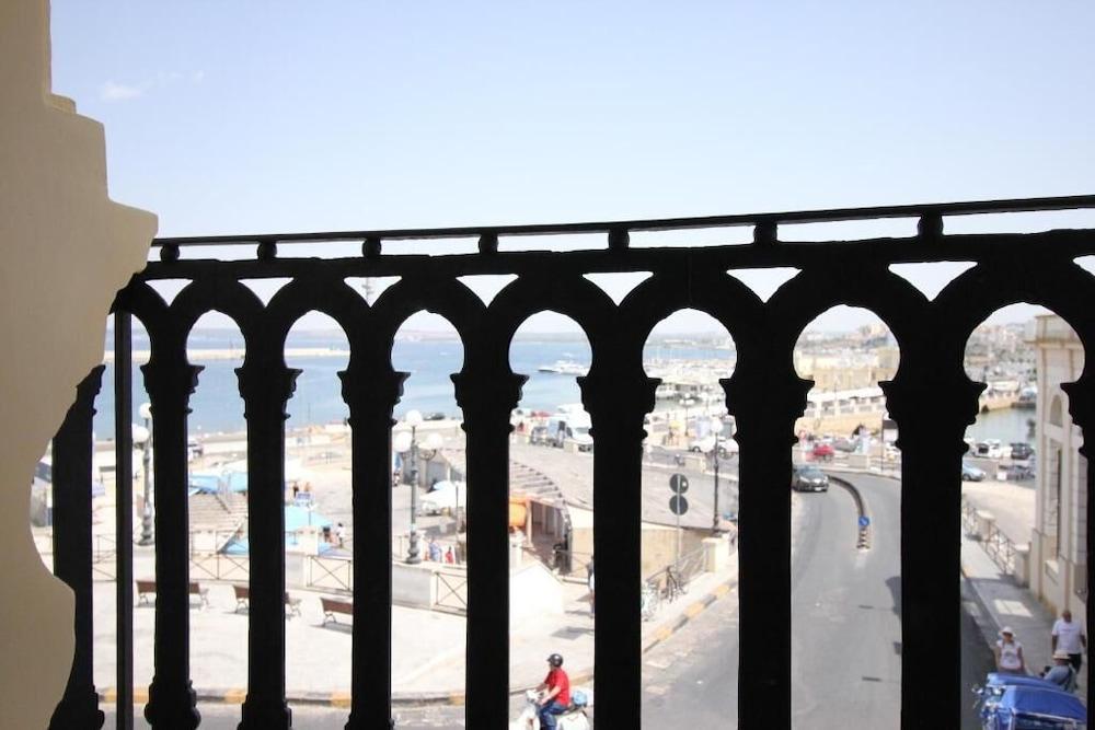 Suite Porta Terra Gallipoli Eksteriør bilde